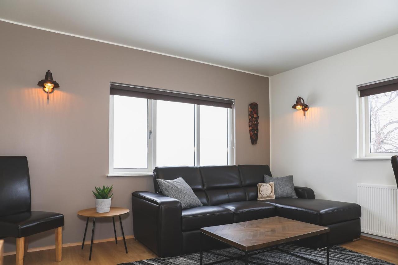 E18 Apartments アークレイリ エクステリア 写真