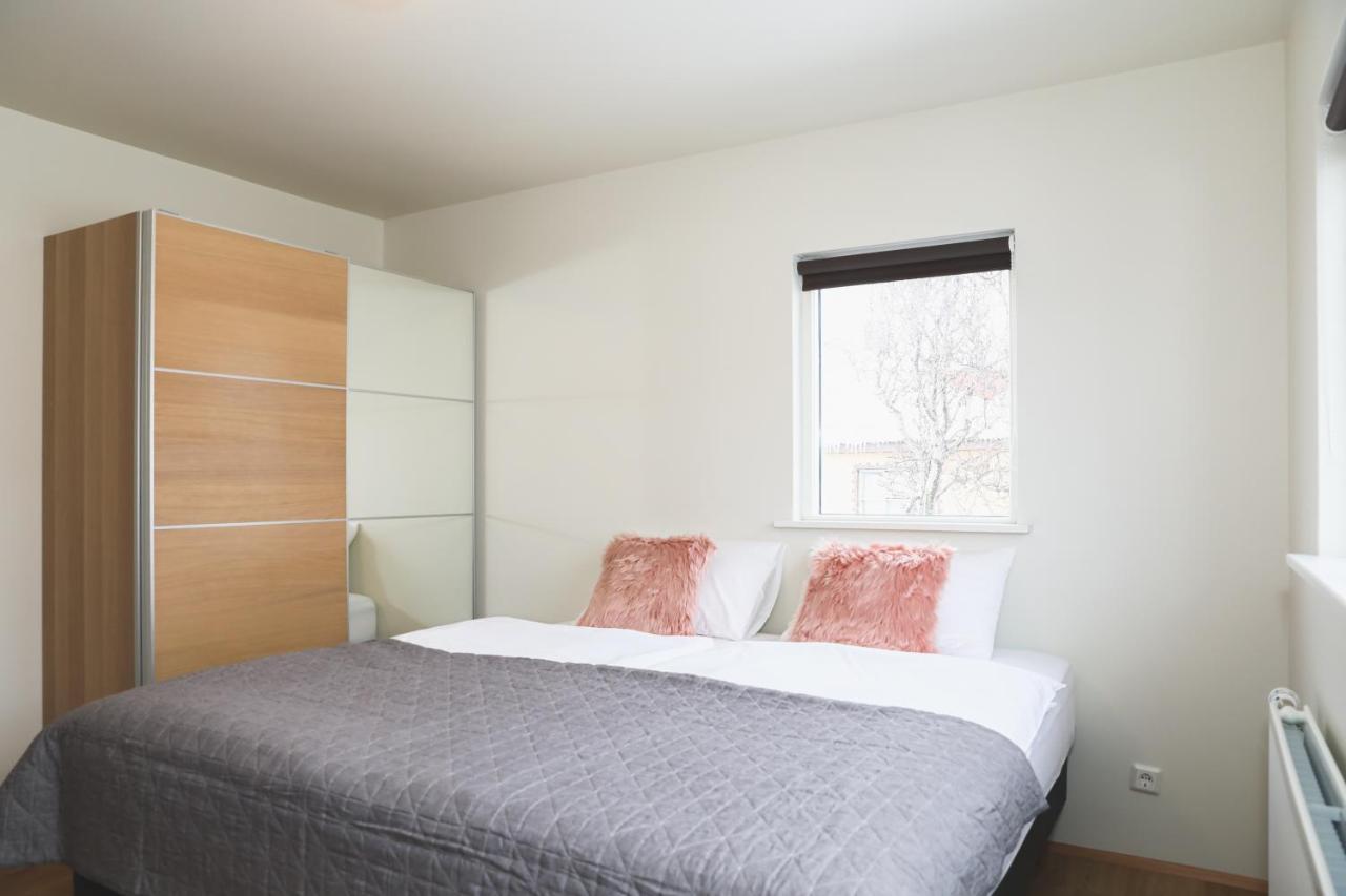 E18 Apartments アークレイリ エクステリア 写真