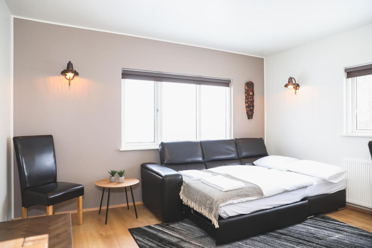 E18 Apartments アークレイリ エクステリア 写真