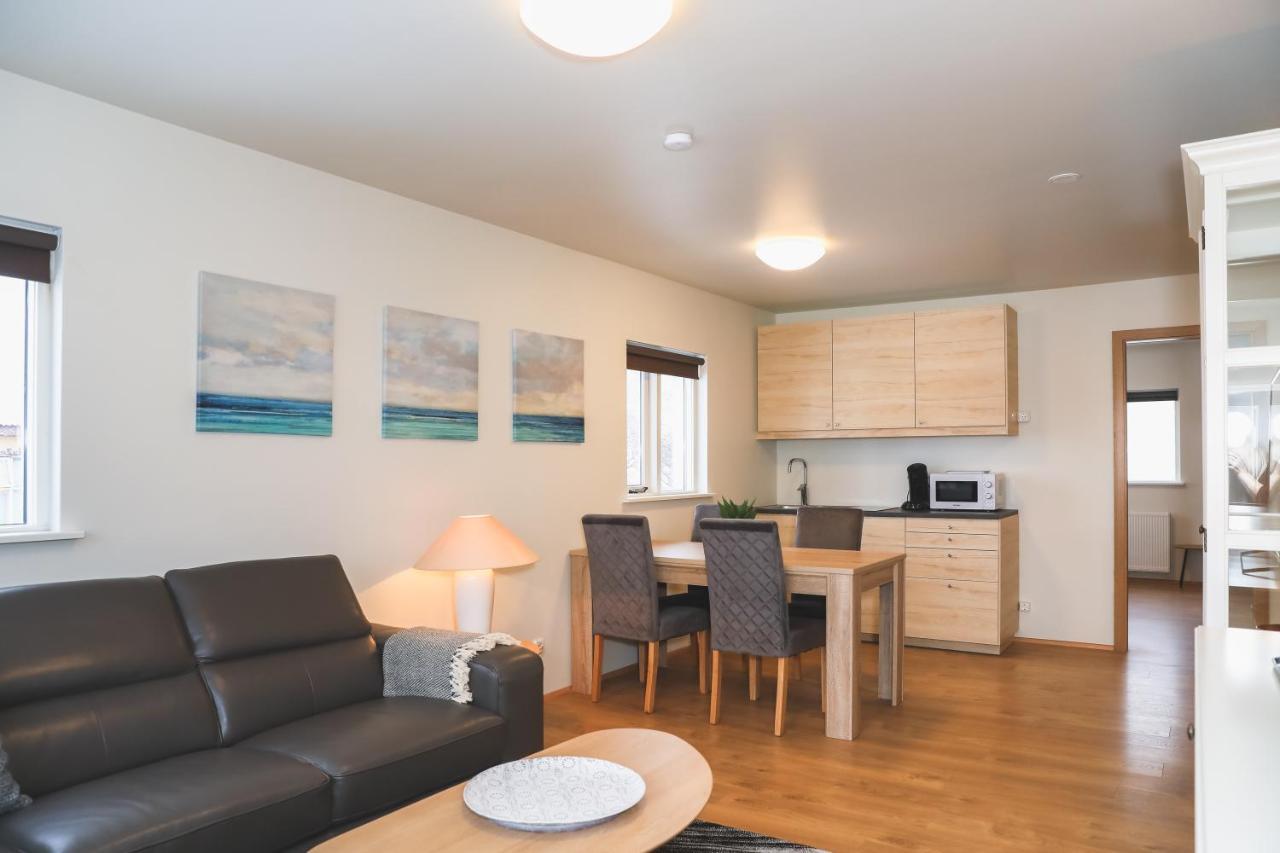 E18 Apartments アークレイリ エクステリア 写真