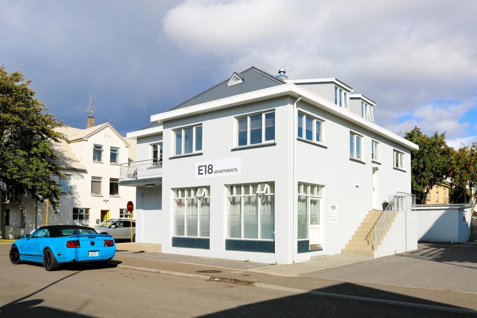 E18 Apartments アークレイリ エクステリア 写真